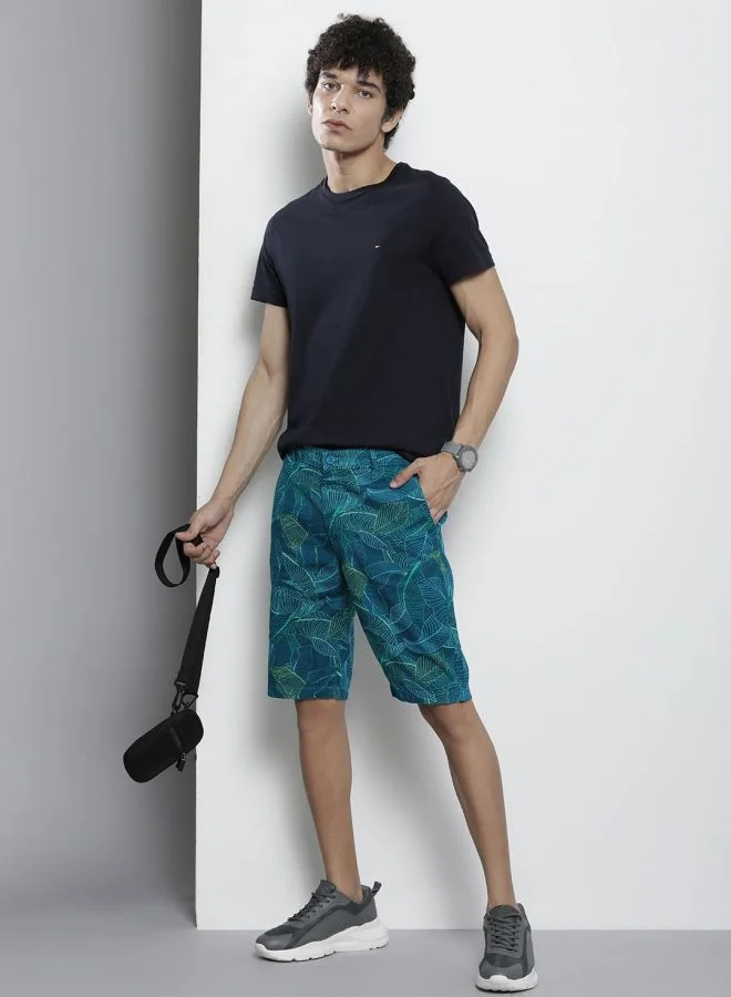 شركة المرآب الهندية Men Slim Fit Printed Mid-Rise Shorts