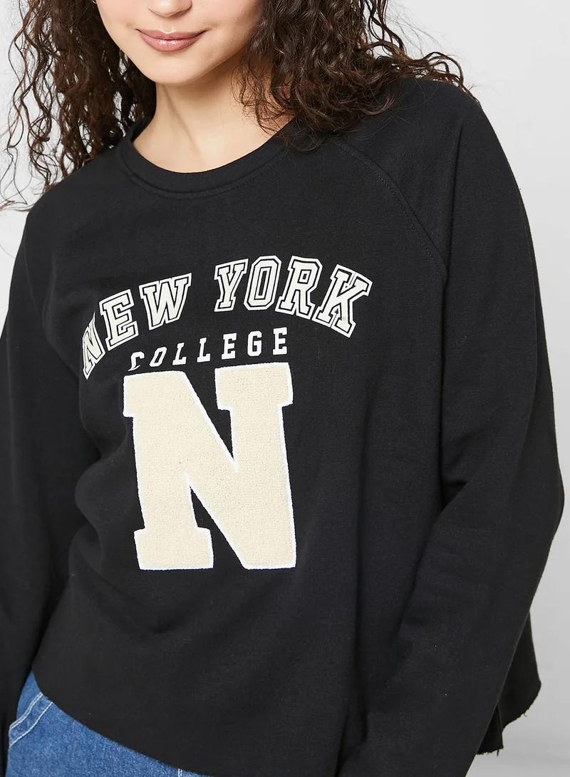 Jacqueline de Yong Graphic Knitted Crop Sweatshirt