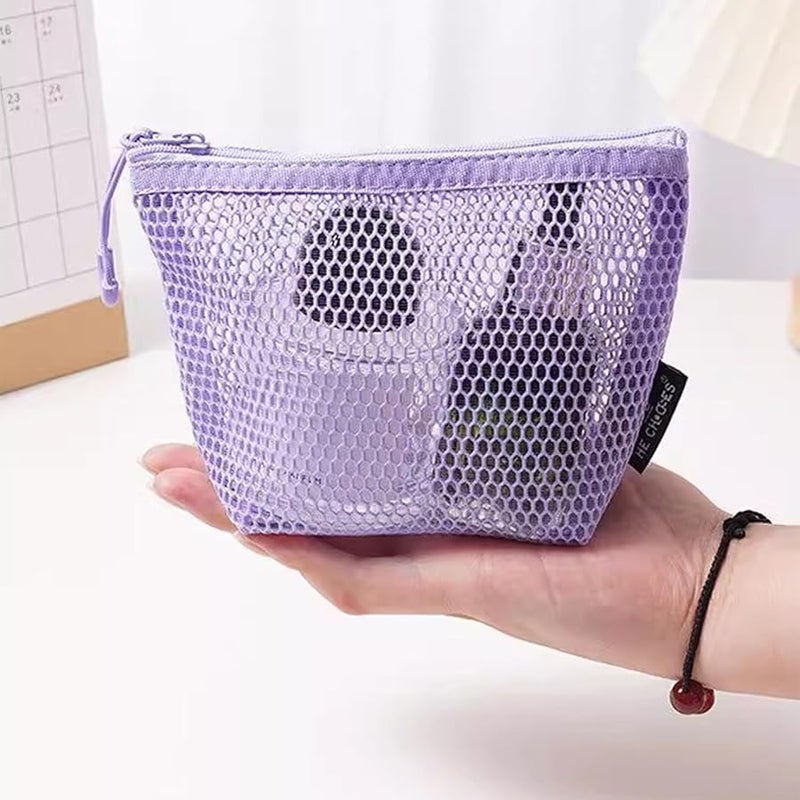Large Capacity Green Triangular Storage Bag for Makeup Toiletries Nylon Organizer - Image 2