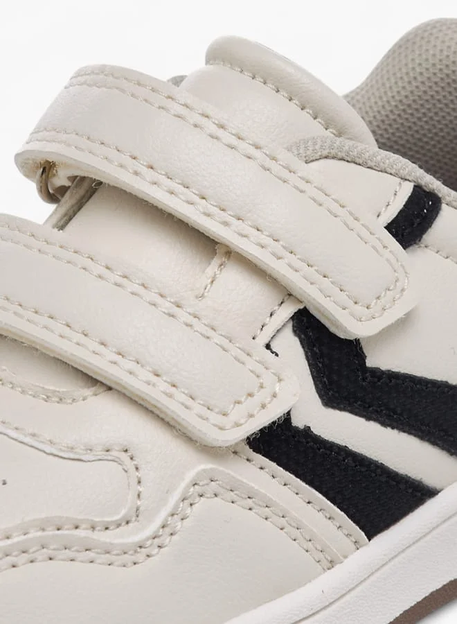 جونيورز Boys Panelled Sneakers With Hook And Loop Closure