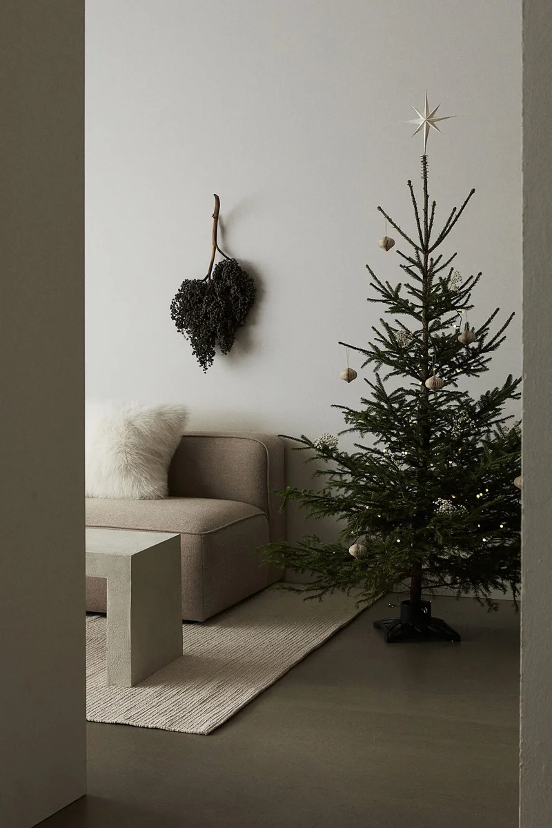 H&M Christmas tree star