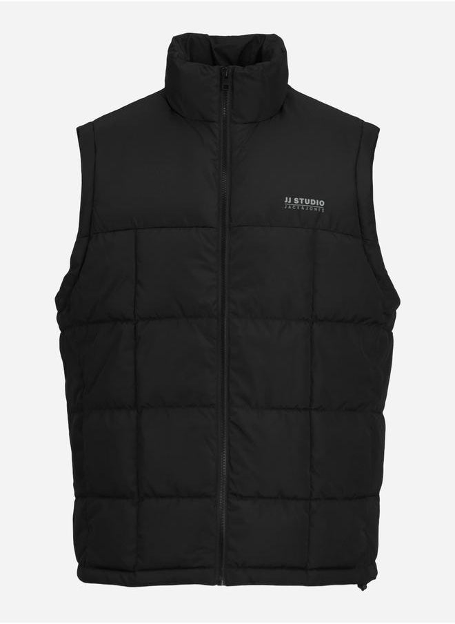 Solid Full Zip Quilted Gilet - pzsku/ZC3CA44A512FF6E21C317Z/45/_/1732177923/3d50de87-e5bc-4165-ade5-7a92678fe03f