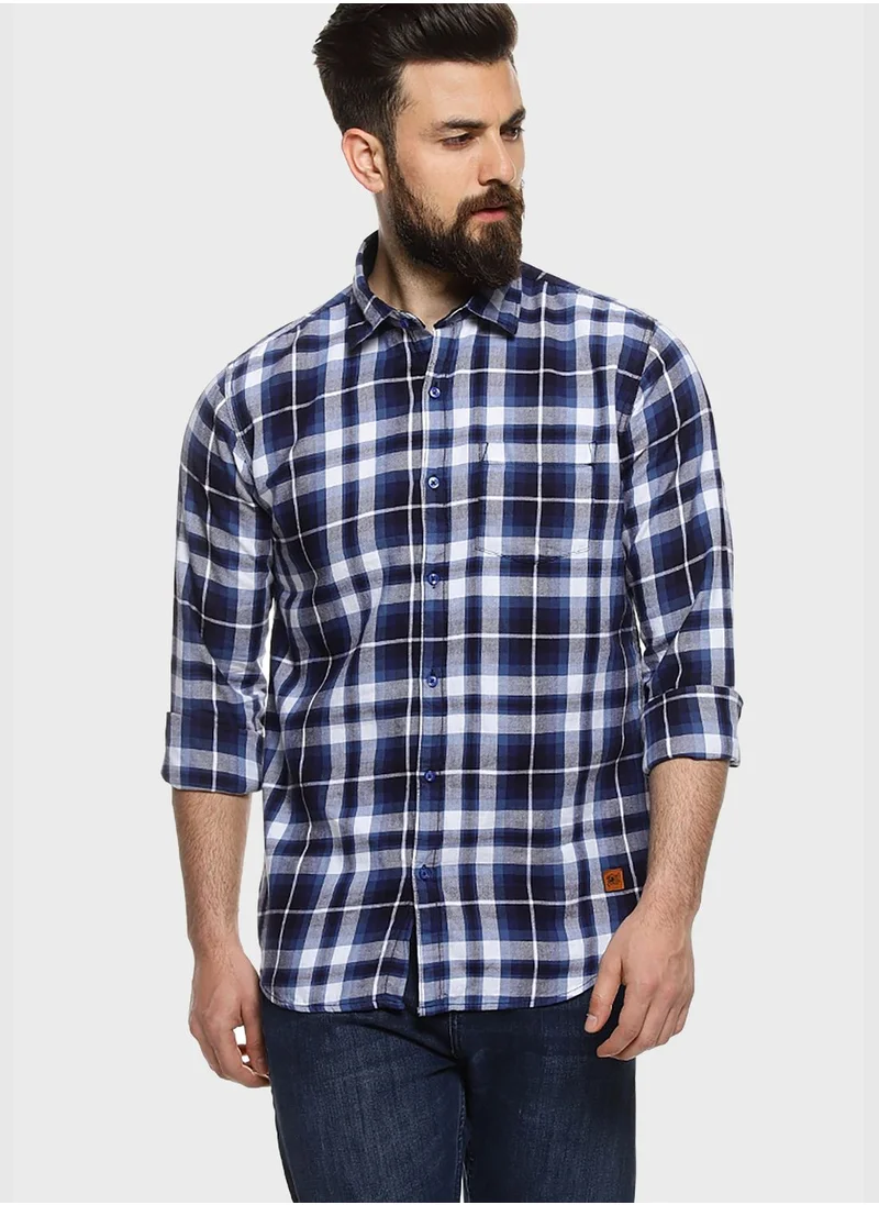 Campus Sutra Checked Regular Fit Shirt