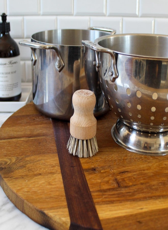 Murchison-Hume Compostable Pot Scrubber with Ergonomic Handle and Ultra-Strong Mexican Palm Bristles, No Plastic, All-Natural Materials for Cleaning Pots & Pans 3.35 inches - Image 3