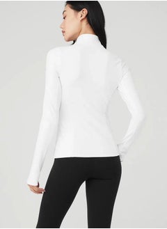 alo alo's new slim-fitting yoga wear for women's sports  - Image 3