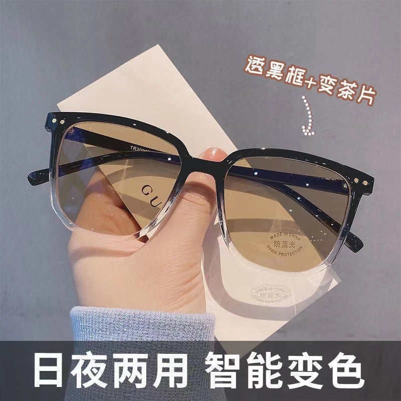 نظارات قصر النظر المتغيرة اللون أسلوب كوري جديد إطار نظارات غير منتظم للرجال نظارات قصر نظر رمادية متغيرة اللون - Image 3