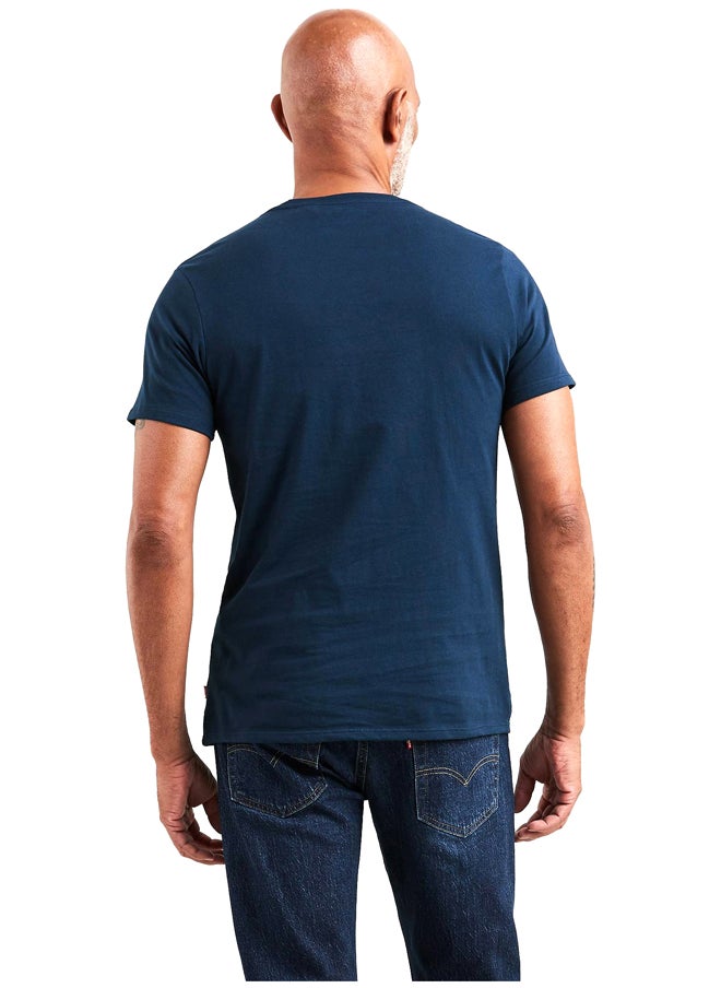 Levi's Graphic In Neck  - Image 3