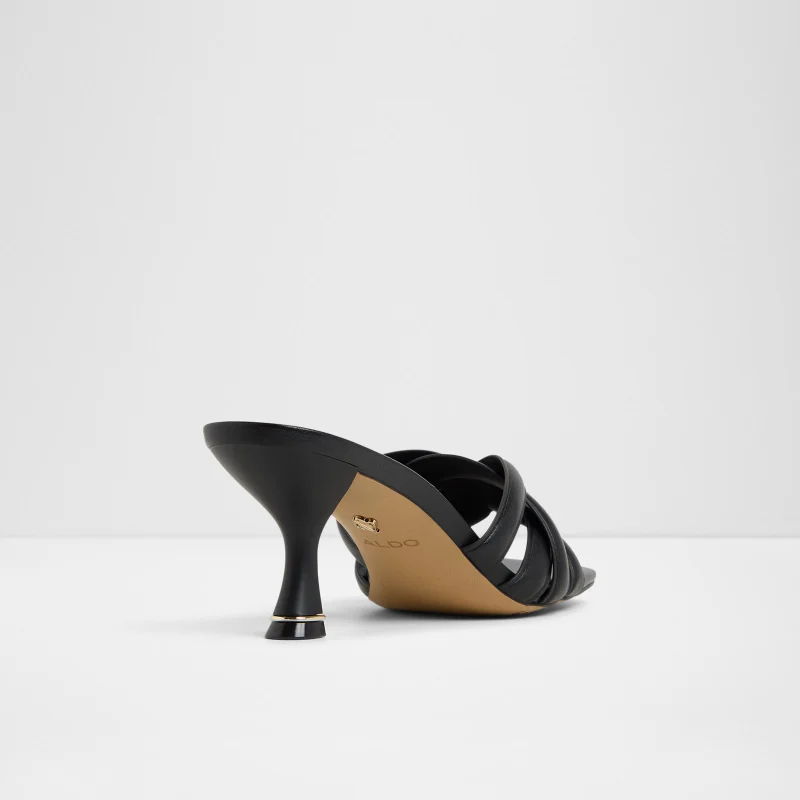 الدو Calyra Sandals