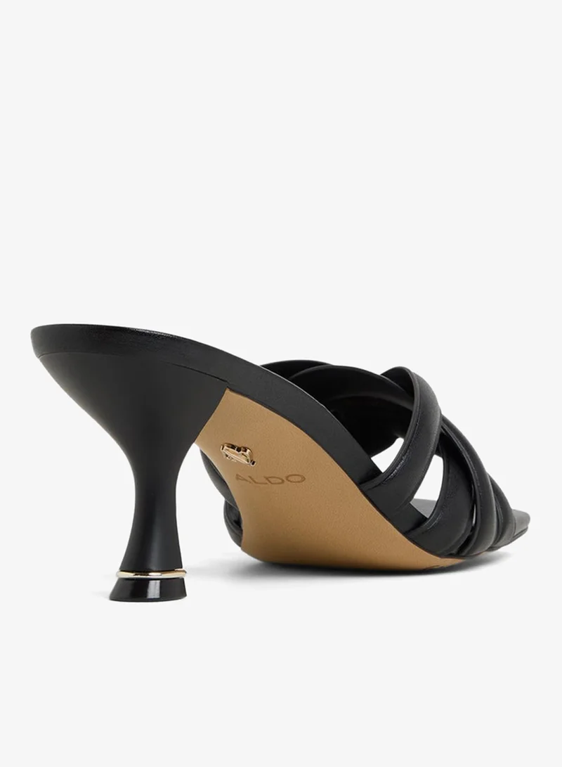 الدو Calyra Sandals