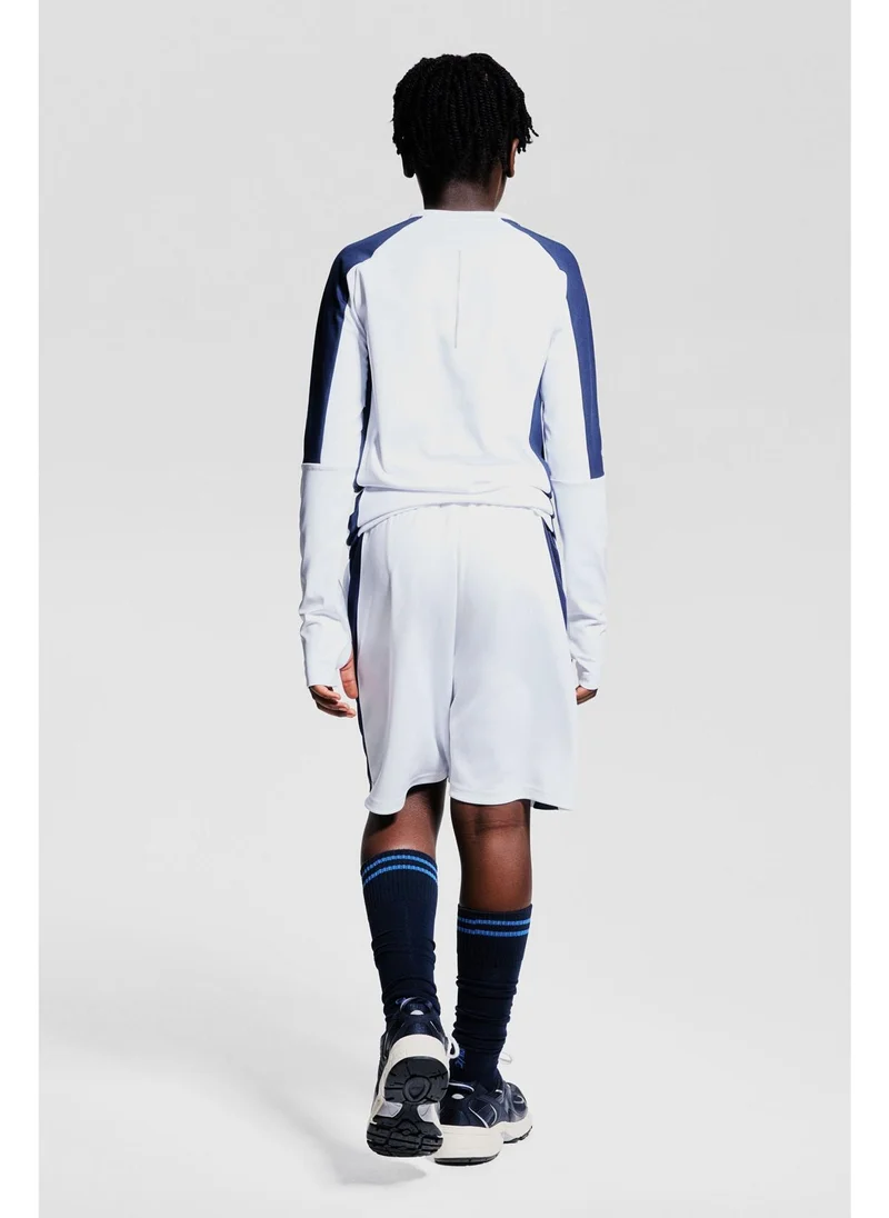H&M Mid layer football top with DryMove™