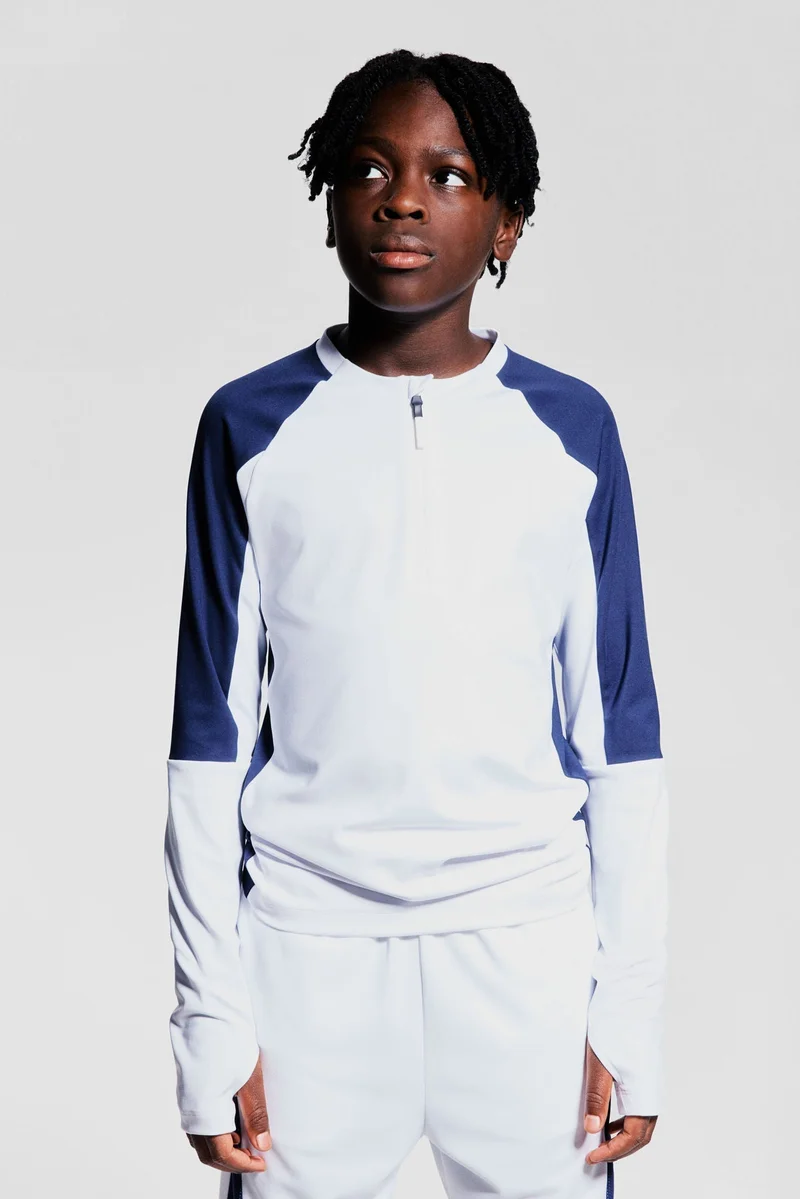 H&M Mid layer football top with DryMove™