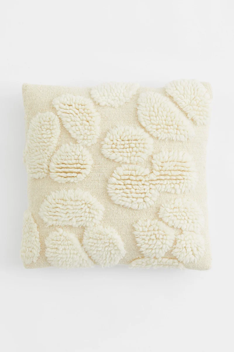 H&M Tufted wool-blend cushion cover