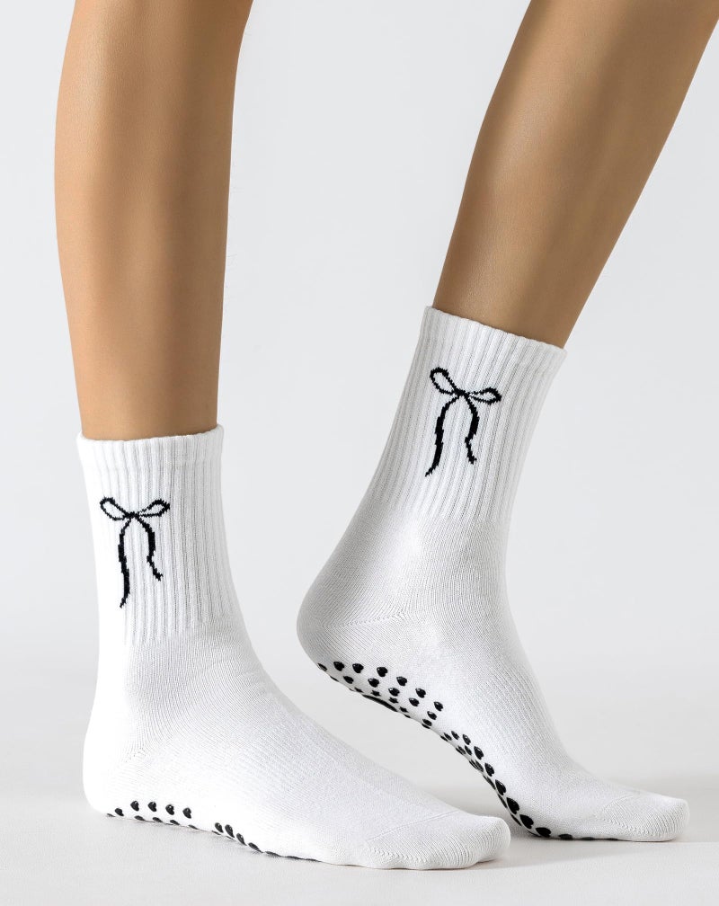 Yawlsow Pilates Grip Socks for Women Yoga Grippy Socks Cute Barre Non Skid Athletic Crew Sticky Sock Workout Hospital (US, Alpha, One Size, Regular, Regular, 1 Pack-Black-Big Bow) - Image 5