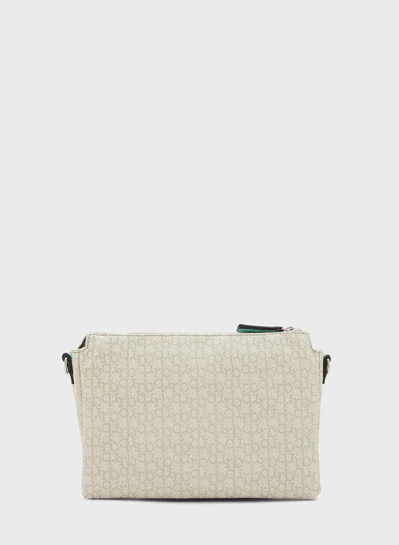 RoccoBarocco Galena Zip Closure Purse