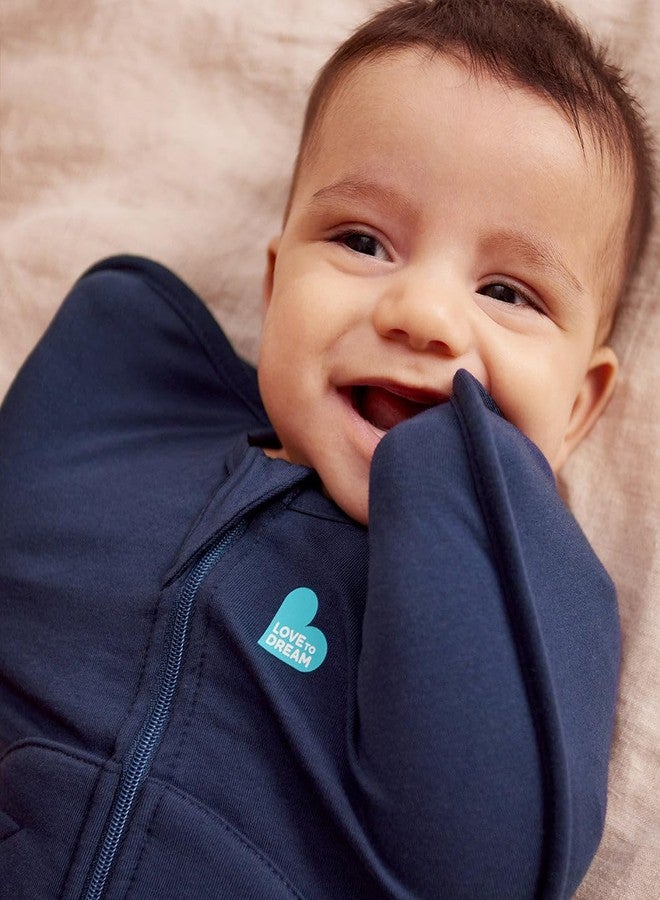 لاف تو دريم لفافة Love To Dream Swaddle UP، دافئة للغاية 3.5 TOG، قطن مبطن بنقشة نجوم زرقاء داكنة، من 5 إلى 8.5 رطل، مقاس مريح، نوم أفضل بشكل ملحوظ، تسمح للطفل بالنوم في وضعية رفع الذراعين المفضلة لديه لتهدئة نفسه. - Image 5