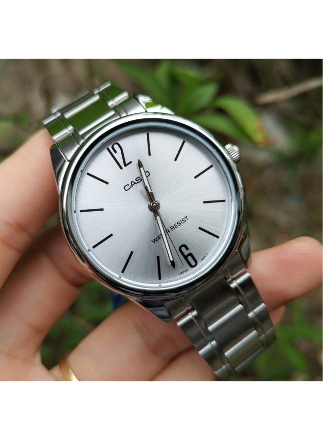 Casio Watch Stainless Steel Triple-fold Clasp Band , MTP-V005D-7BUDF - Image 2
