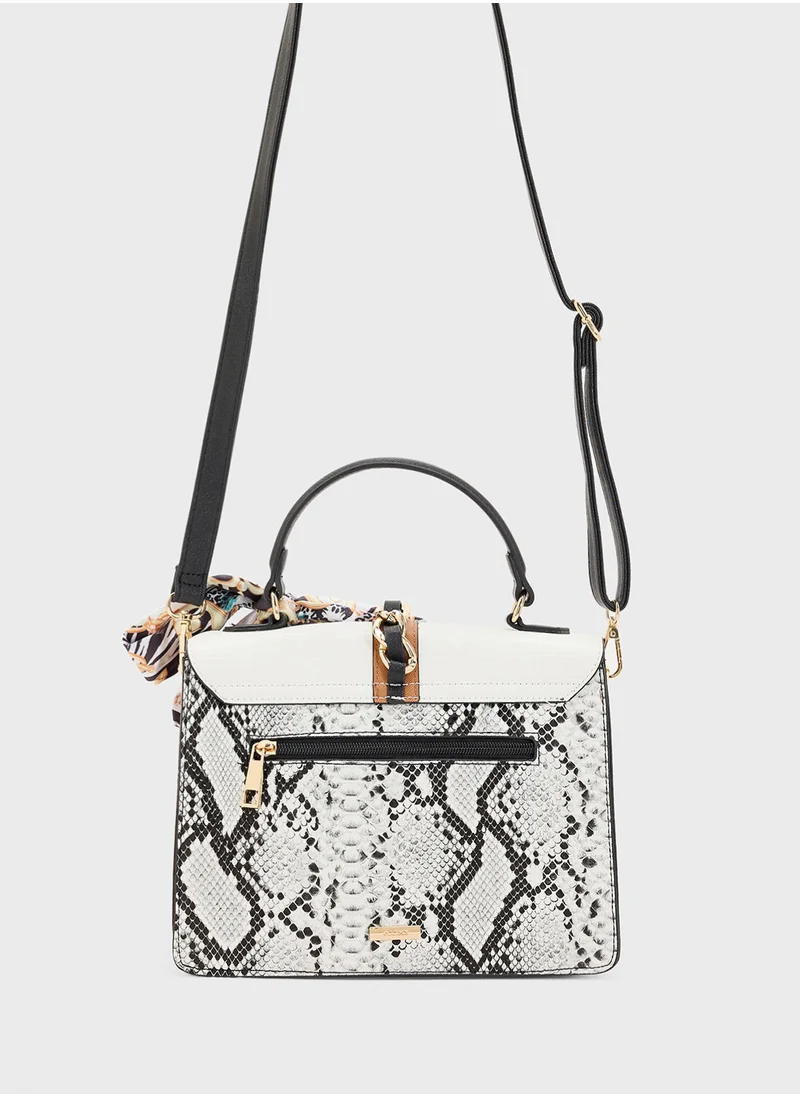 الدو Cailla Satchel
