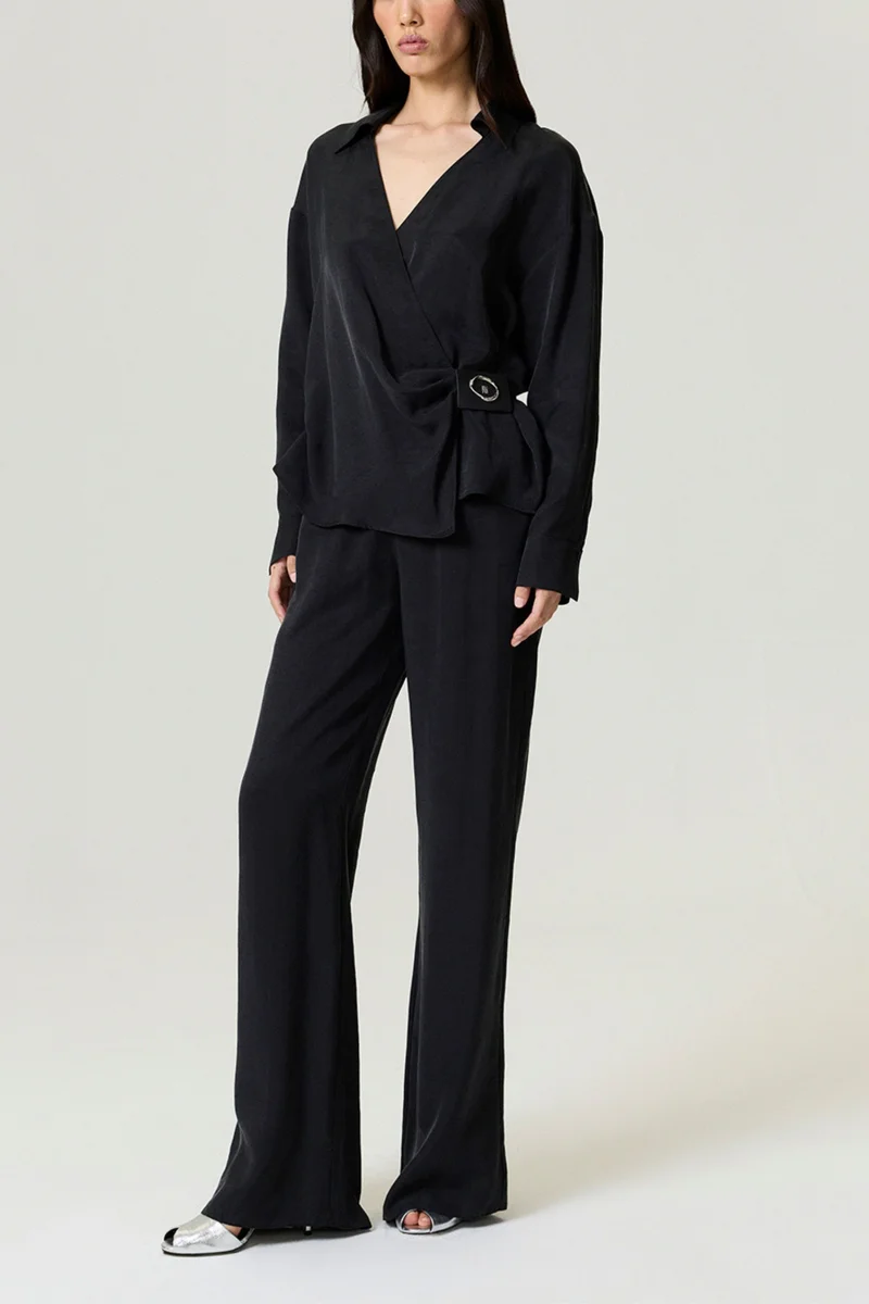 Relaxed Fluid Pants with Elastic Waist