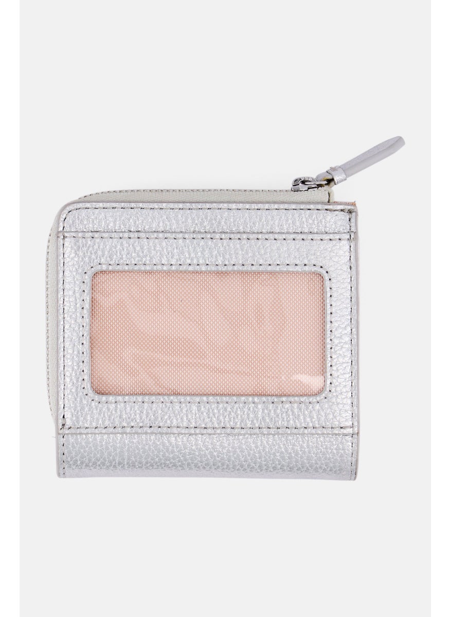 COLE HAAN Women Vartan Card Case, Silver  - Image 2