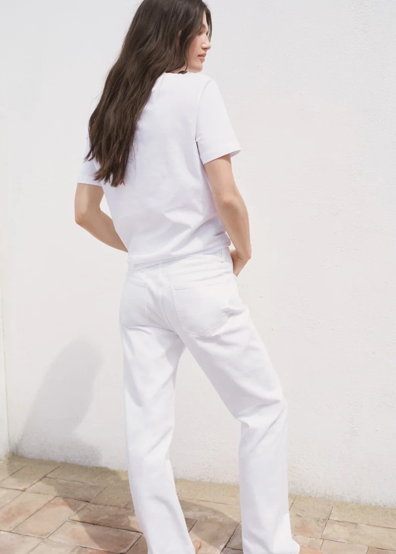 مانجو V-neck cotton T-shirt