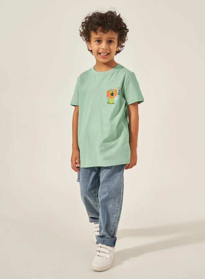 Styli Graphic Print Short Sleeve T-Shirt