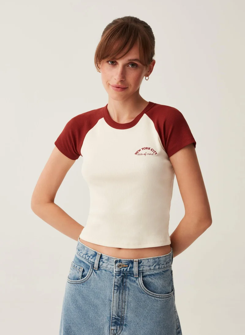 او في اس Ribbed T-Shirt With Raglan Sleeves