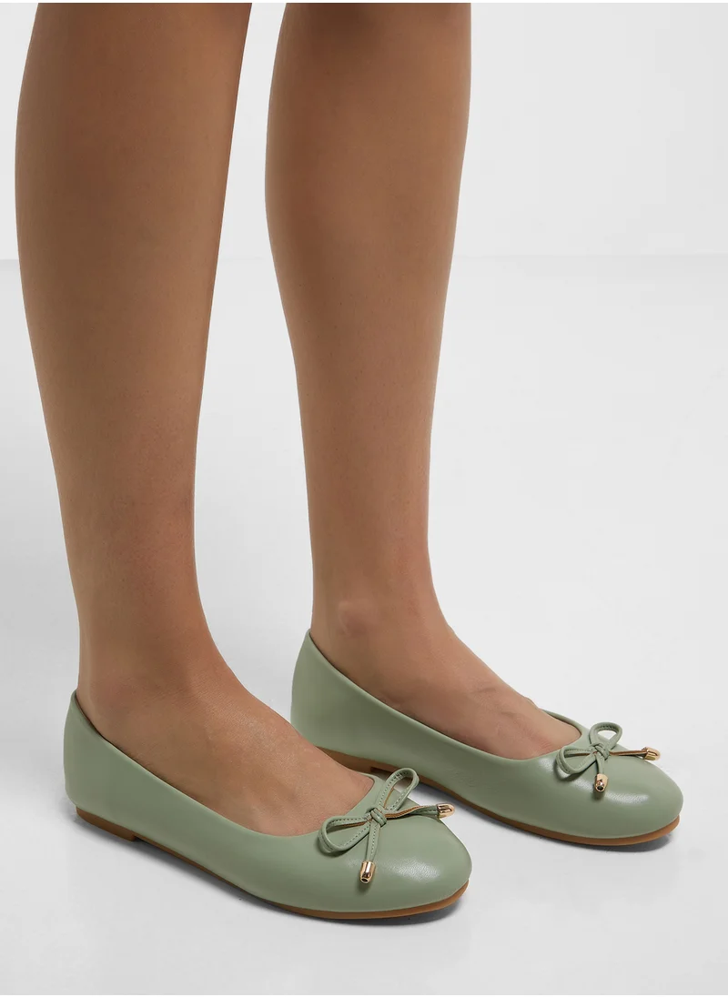 Ginger Classic Round Toe Bow Ballerina