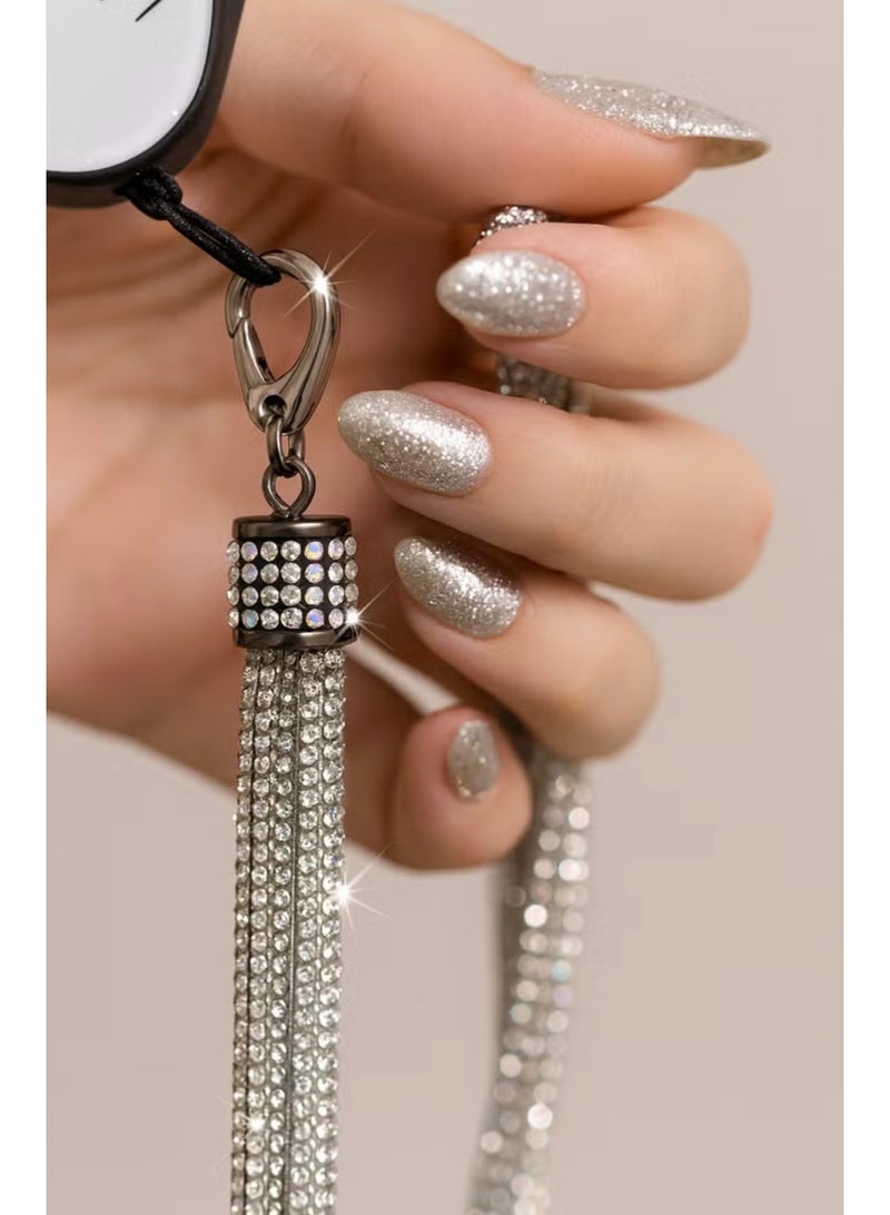 Shein Long Rhinestone Mobile Chain Combines luxury and elegance to protect your phone - Image 2