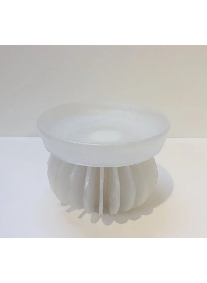 bilutih Multipurpose serving plate for sweets and nuts. A plate with an elegant base for serving. - Image 2