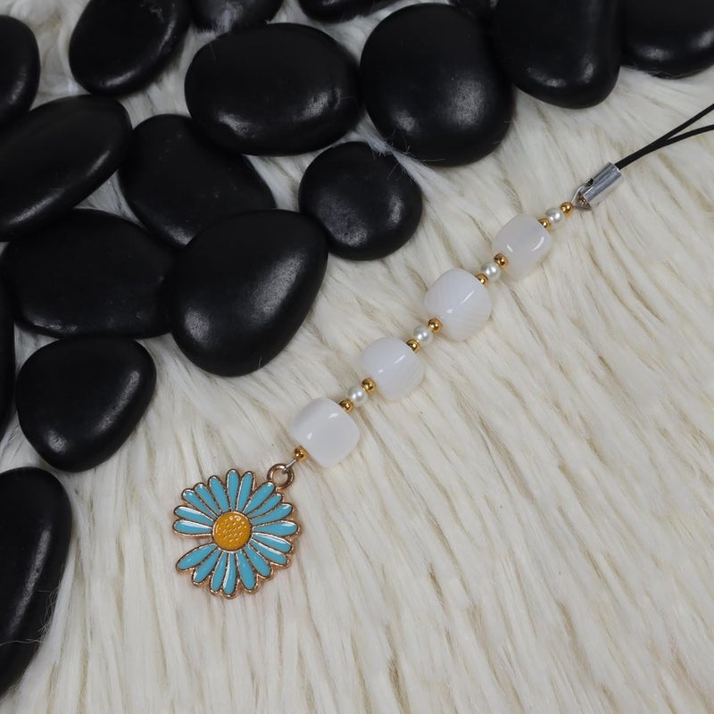 Threads & Beads Phone charm, Hand Made with Beads and Colorfull Daisy Charm - Image 3
