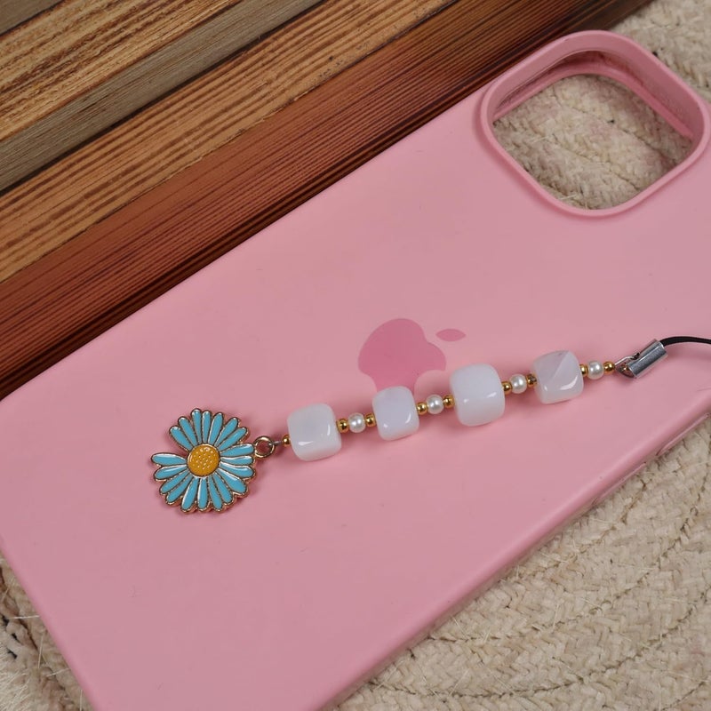 Threads & Beads Phone charm, Hand Made with Beads and Colorfull Daisy Charm - Image 4
