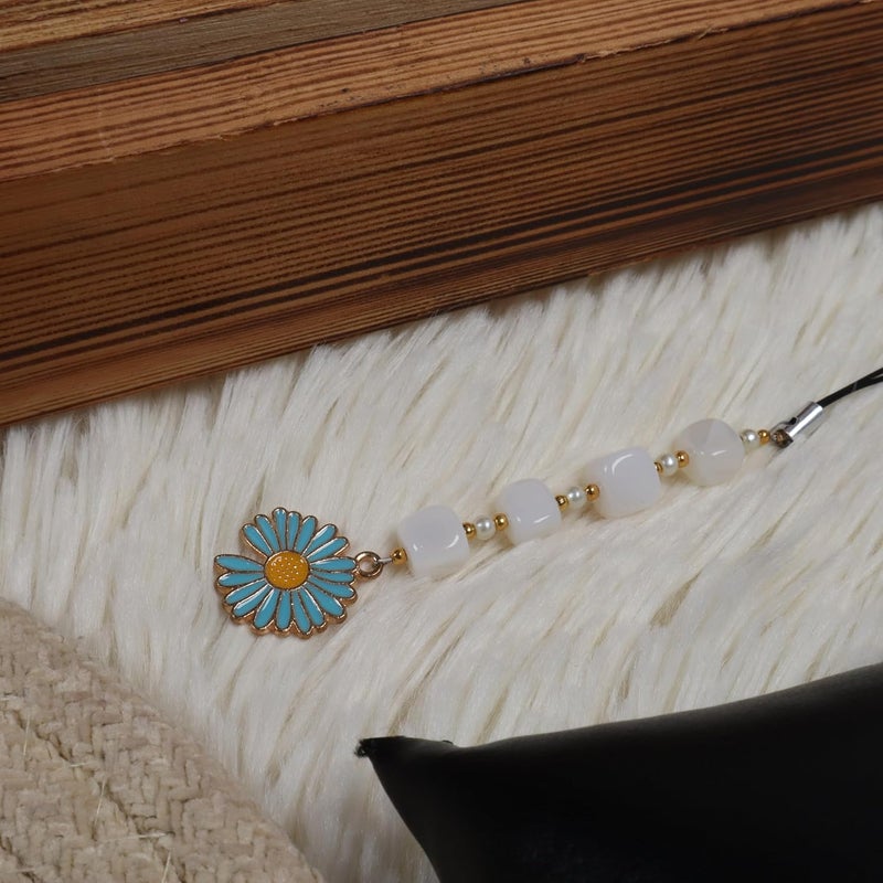 Threads & Beads Phone charm, Hand Made with Beads and Colorfull Daisy Charm - Image 5