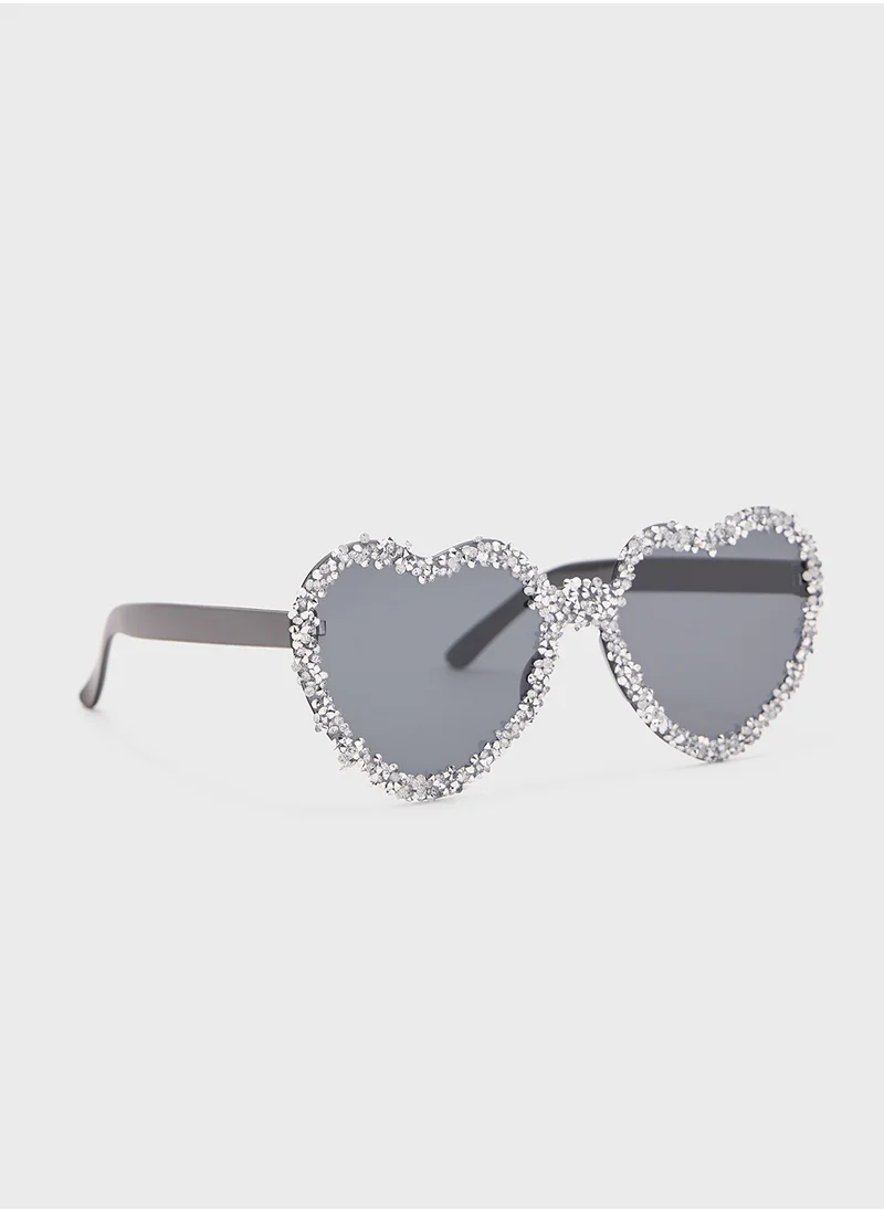 Ginger Novelty Heart Embellished  Sunglasses