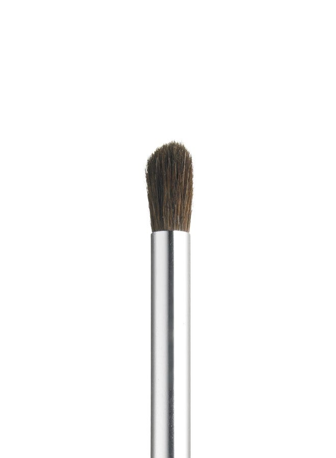 elf e.l.f. Blending Eye Brush, Makeup Brush For Eyeshadow & Eyeliner, Creates A Natural Finish, Made With Synthetic Bristles, Vegan & Cruelty-Free - Image 2