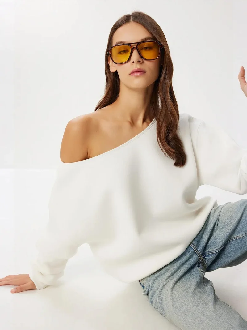 Lovely Istanbul ISTANBUL Asymmetrical Collar Sweatshirt