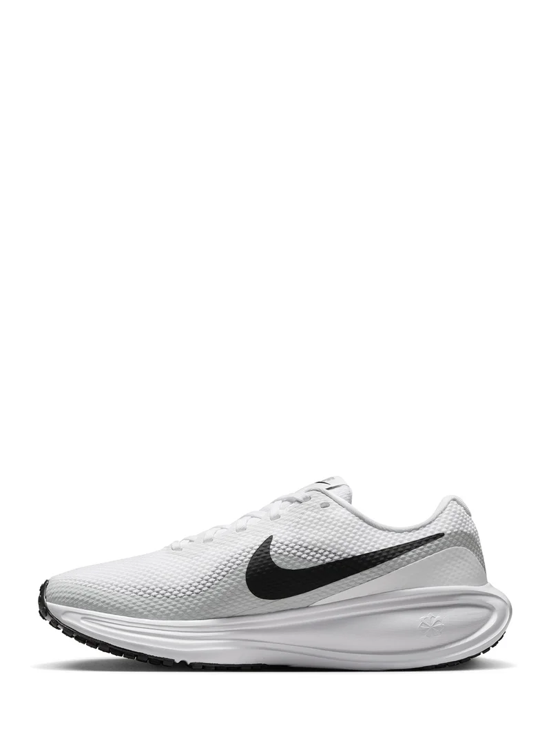 Nike Revolution 8 Wide
