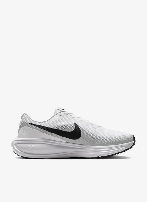 Nike Revolution 8