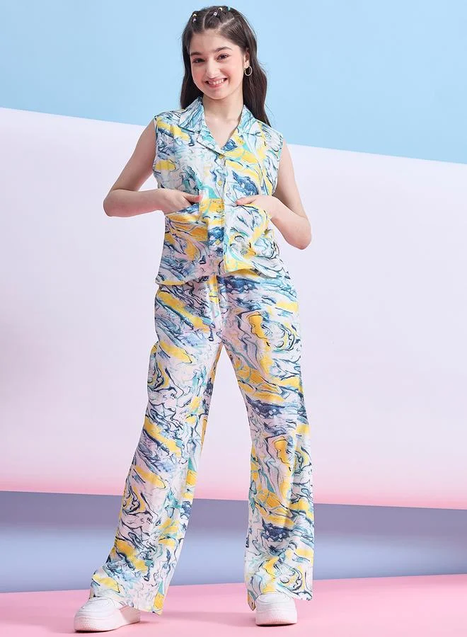 ستايلو بج مجموعة من بنطال وبلوزة بطبعة تجريدية وتأثير صباغة الربط