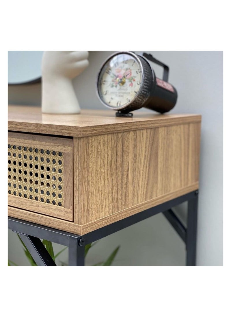 Private House - console - Image 1