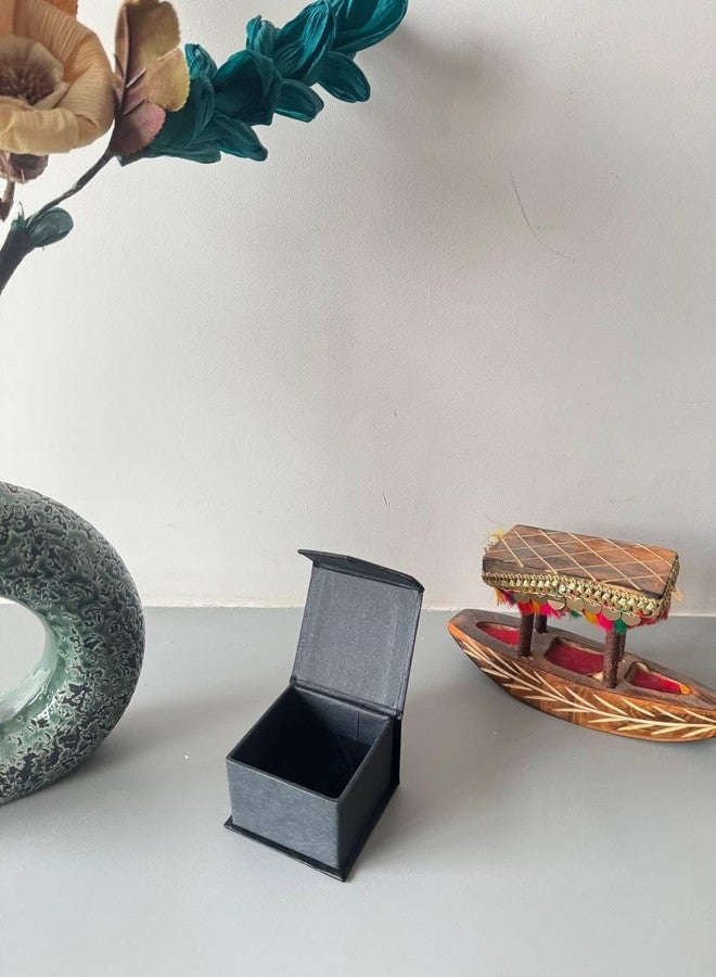 DSS Door Step Shopping Black Velvet Flocked Jewellery Display Ring Gift Box - Image 4