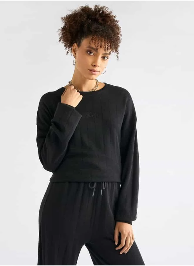 FAV Textured Long Sleeves T-shirt and Pants Set