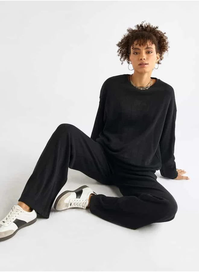 FAV Textured Long Sleeves T-shirt and Pants Set