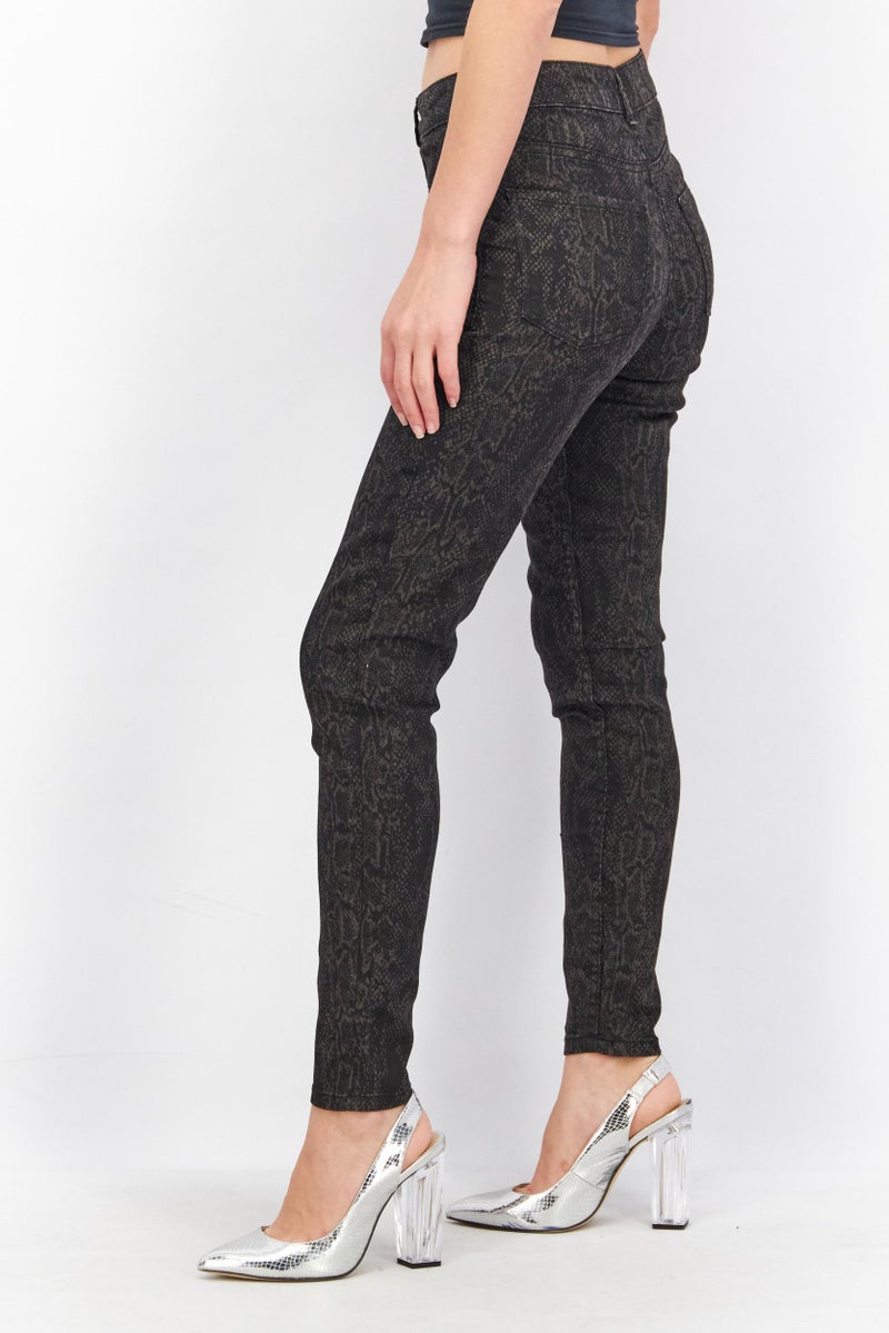 DeFacto Women Super Skinny Fit Snake Print Stretchable Denim Jeans, Black - Image 2