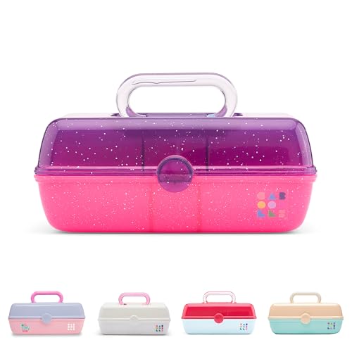 Caboodles صندوق مكياج كابودلز بيوتي إن بيتي بتصميم ثنائي اللون بنفسجي لامع على وردي لامع صندوق من البلاستيك الصلب مع 2 صينية دوارة ومرآة عصرية وقفل آمن للسفر بأمان - Image 1