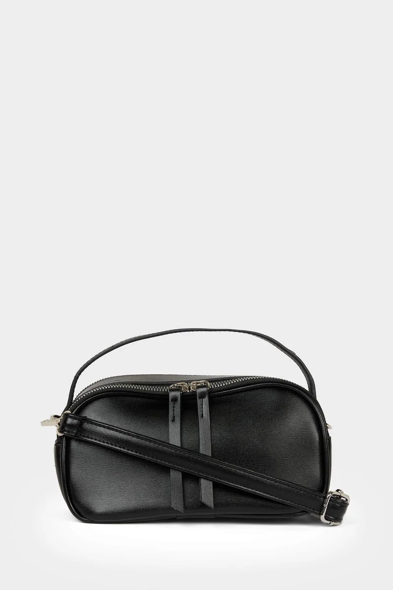 ديفاكتو Crossbody Bag