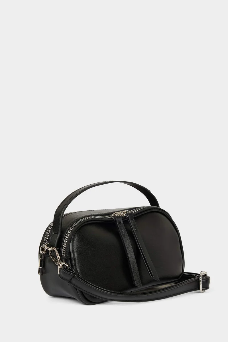 ديفاكتو Crossbody Bag