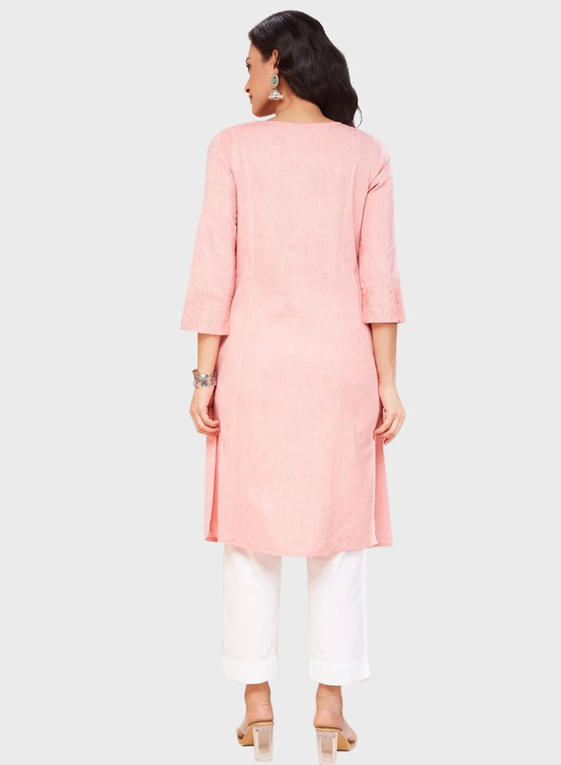 فاب انديا Embroidered Slim Fit Kurta