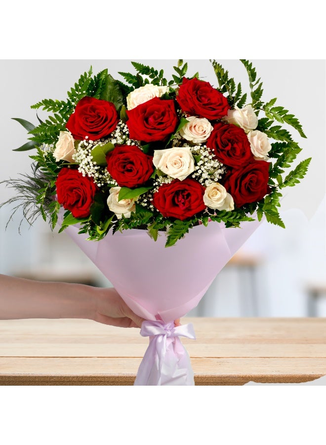 Fresh Live 10 Red roses 10 White rose with glossy leaves bouquet