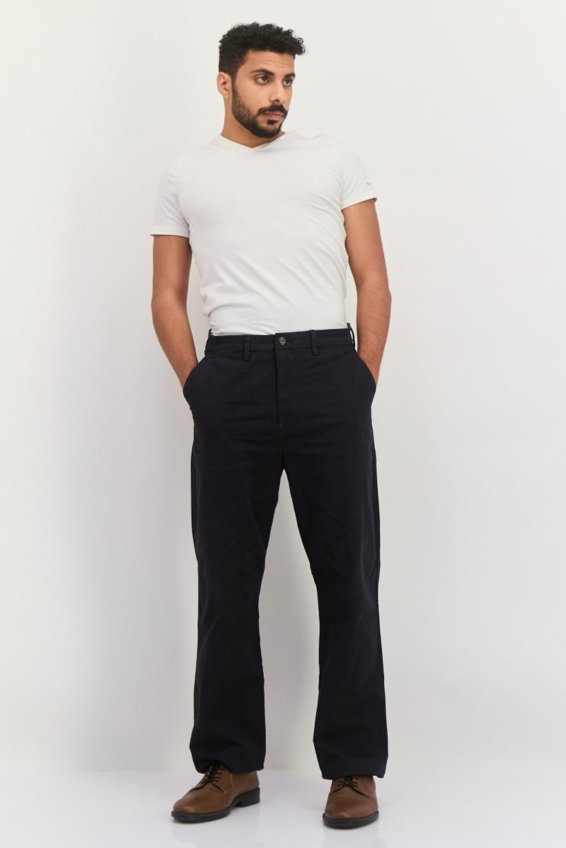 GAP Men Loose Fit Plain Chino Pants, Black - Image 4