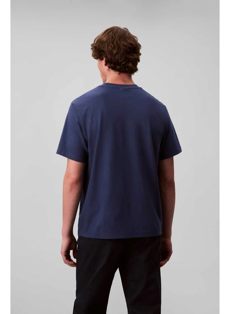 كالفن كلاين تيشيرت بخامة مرنة